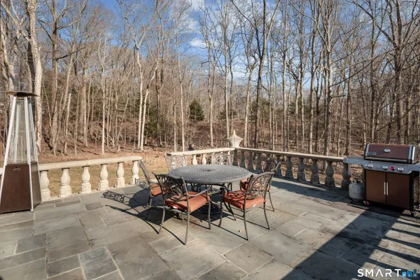 $1,195,000 | 75 Lilac Lane, Easton, CT 06612
