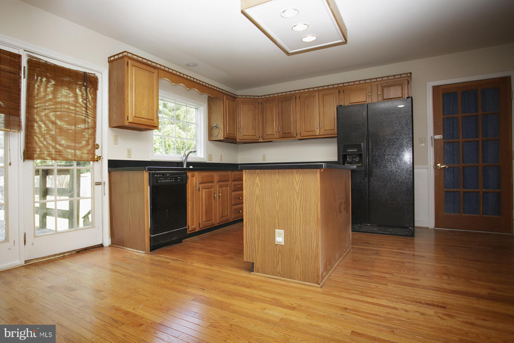 2179 Sebastian Road Fredericksburg, VA 22405 - Photo 3 of 15 Kitchen