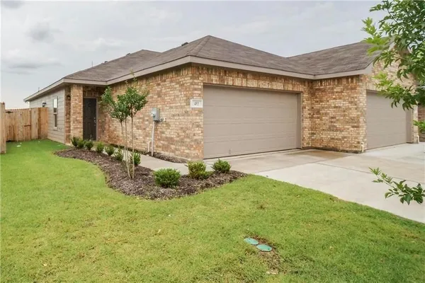 $1,700 | 412 Canvas Court, Crowley, TX 76036