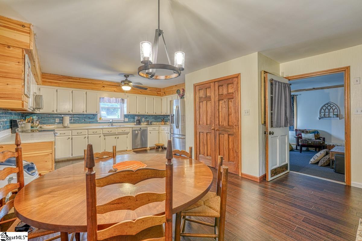 579 Old Georgia Road Moore, SC 29369 - Photo 4 of 50 Gallery Image 4