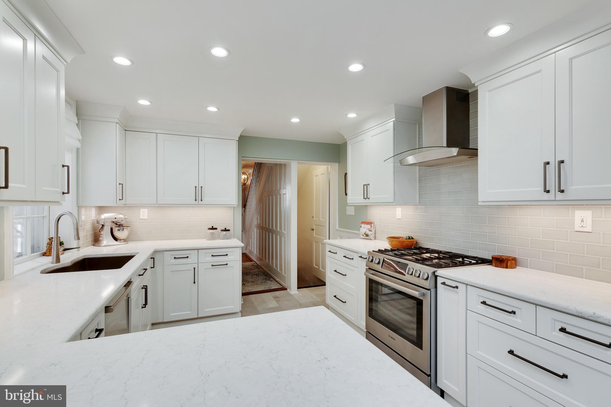 1634 Pine Street Philadelphia, PA 19103 - Photo 4 of 25