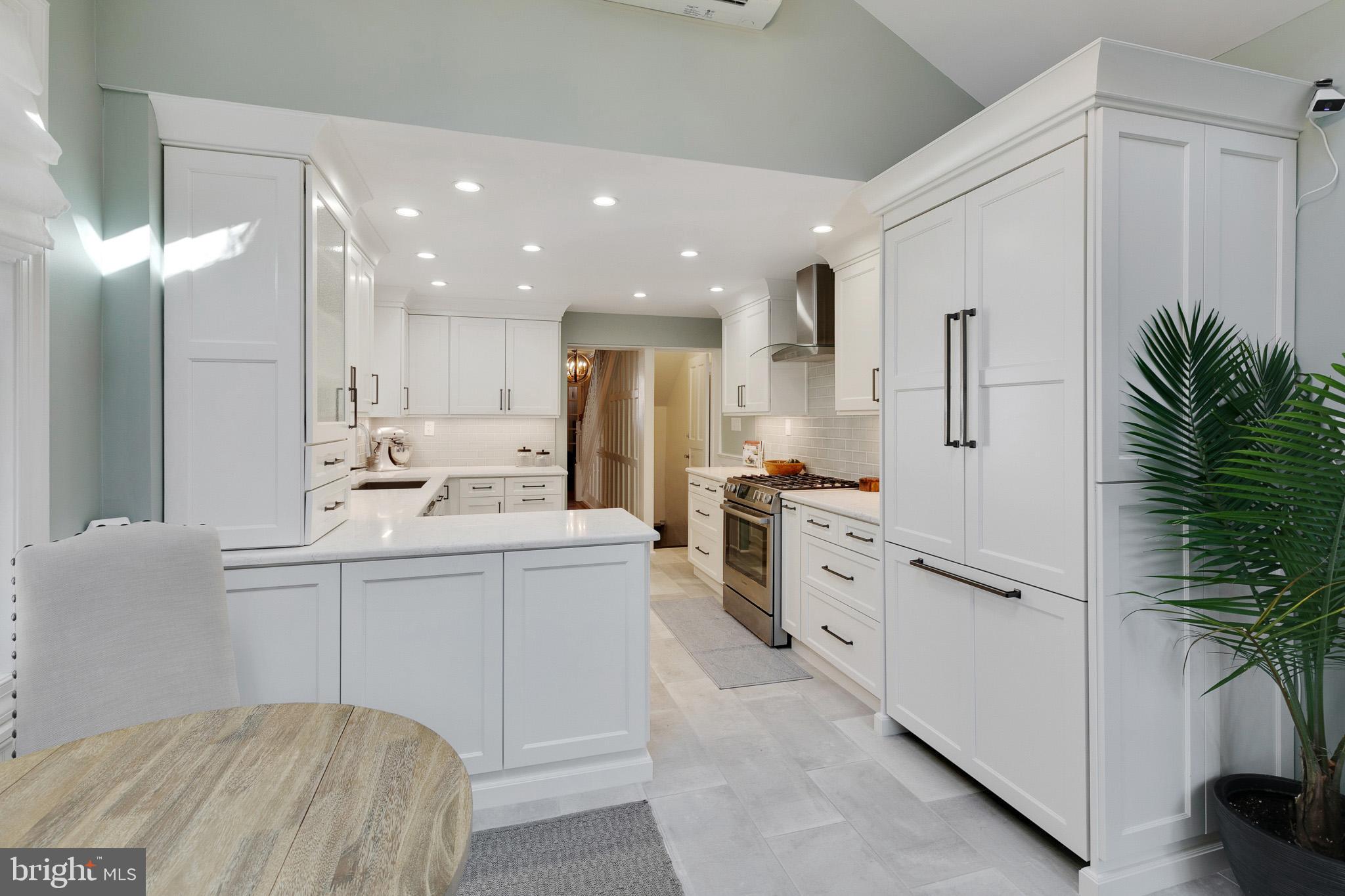 1634 Pine Street Philadelphia, PA 19103 - Photo 5 of 25