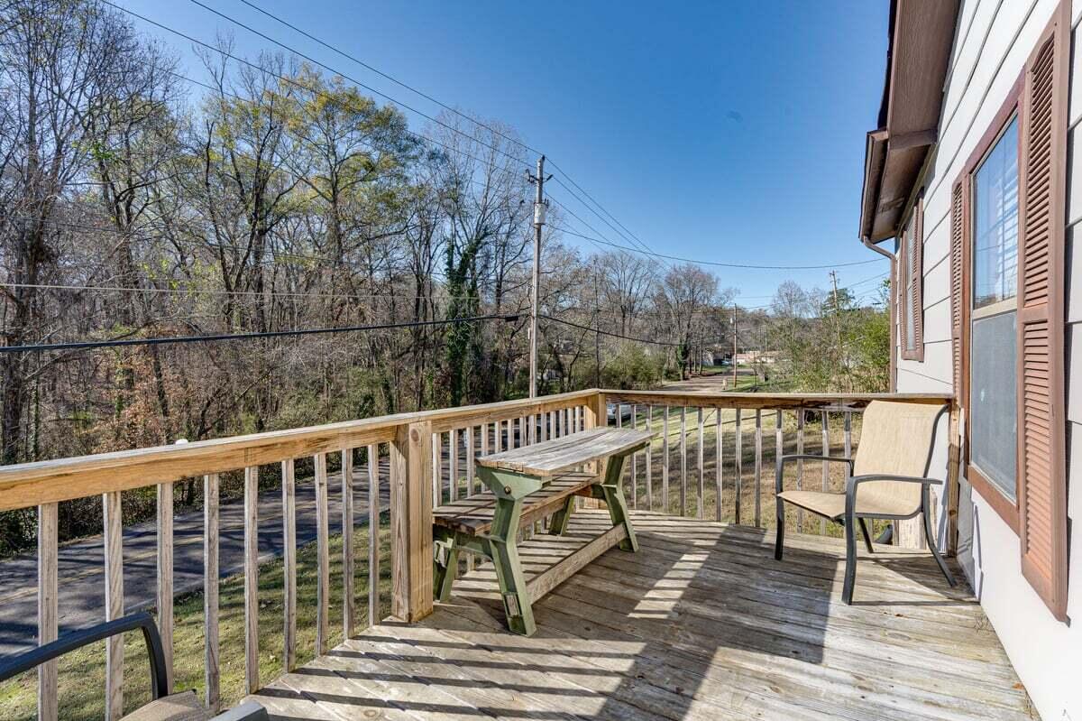 1507 Coffelt Road Hixson, TN 37343 - Photo 3 of 23 1507 Coffelt Rd-3