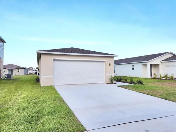 $1,975 | 1931 Golden Beak Drive, Eagle Lake, FL 33839