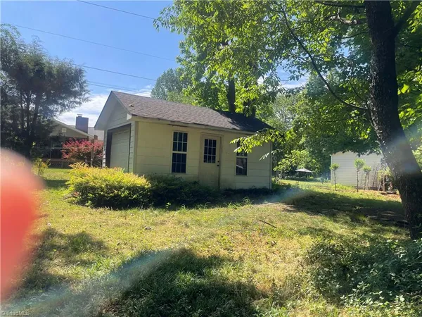 $425,000 | 907 Branchwood Drive, Kernersville, NC 27284