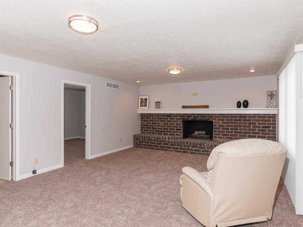 7152 Johnson Road Indianapolis, IN 46250 - Photo 12 of 22 Gallery Image 12