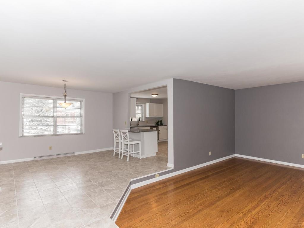 7152 Johnson Road Indianapolis, IN 46250 - Photo 4 of 22 Gallery Image 4