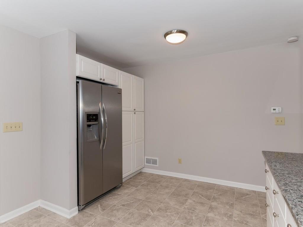 7152 Johnson Road Indianapolis, IN 46250 - Photo 10 of 22 Gallery Image 10