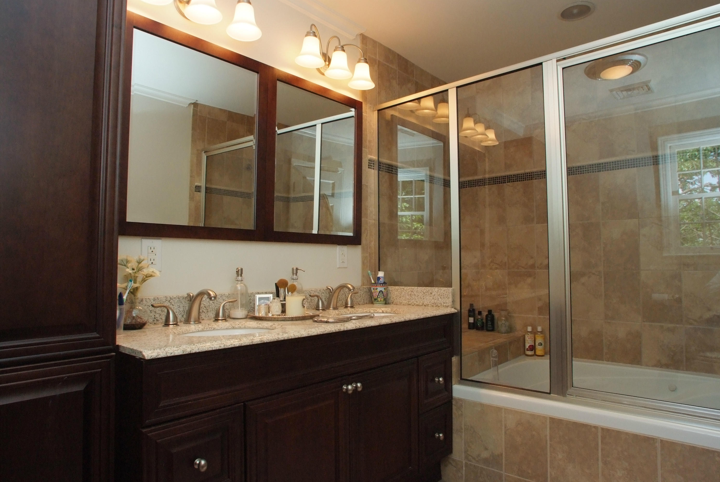 2521 Robin Hood Road Southeast Roanoke, VA 24014 - Photo 11 of 20 INTERIOR