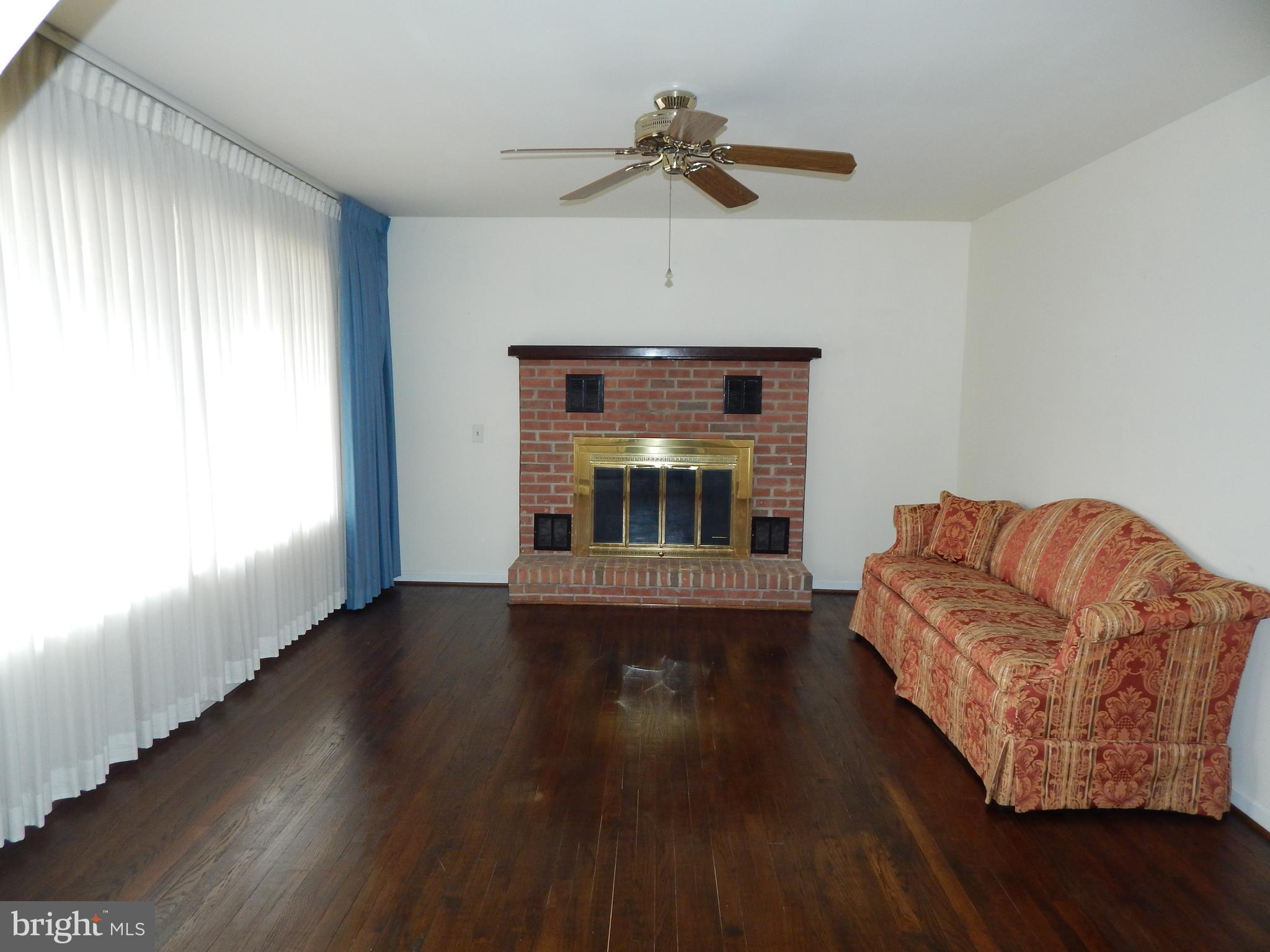 3399 Ady Road Street, MD 21154 - Photo 15 of 30 Living Room