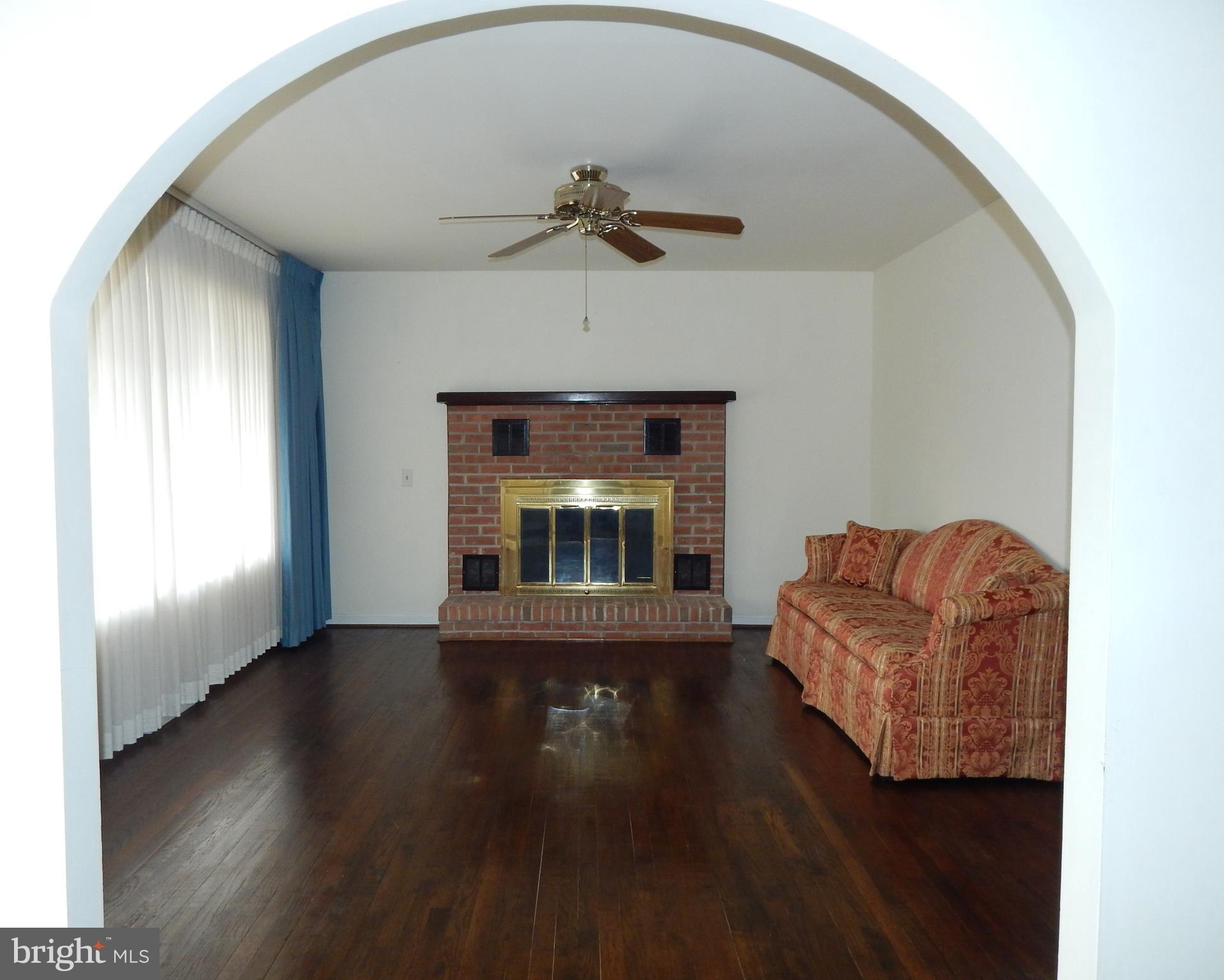 3399 Ady Road Street, MD 21154 - Photo 16 of 30 Living Room