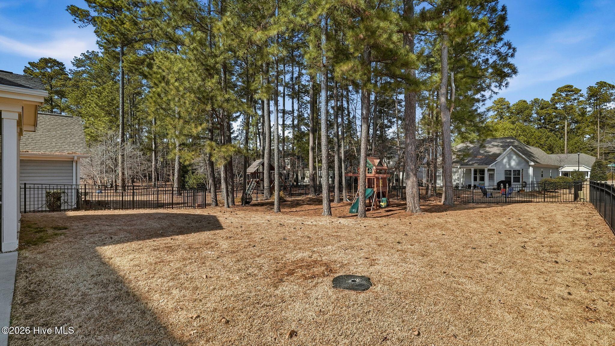 760 Legacy Lakes Way Aberdeen, NC 28315 - Photo 5 of 50 41_DSC07097 copy