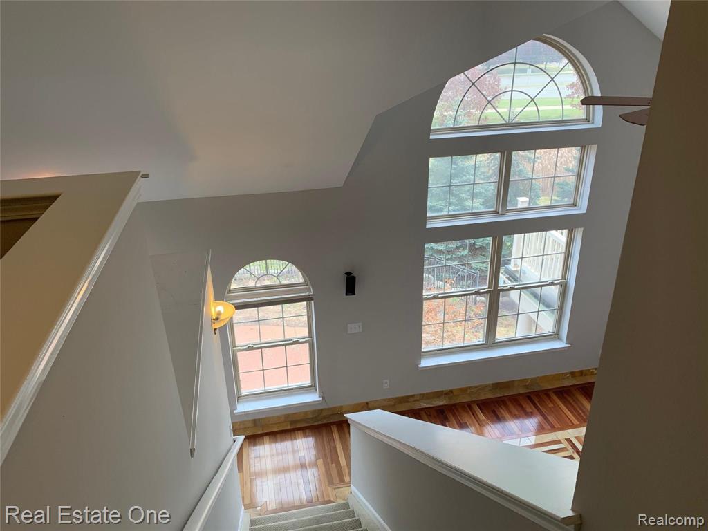 1558 Devon Lane, Unit 5 Troy, MI 48084 - Photo 5 of 19