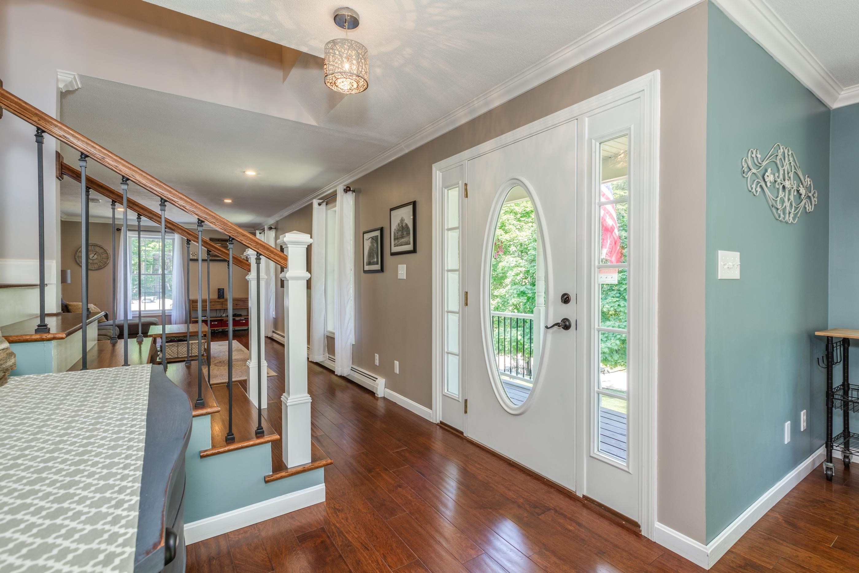 9 Nicholas Road Deerfield, NH 03037 - Photo 3 of 40