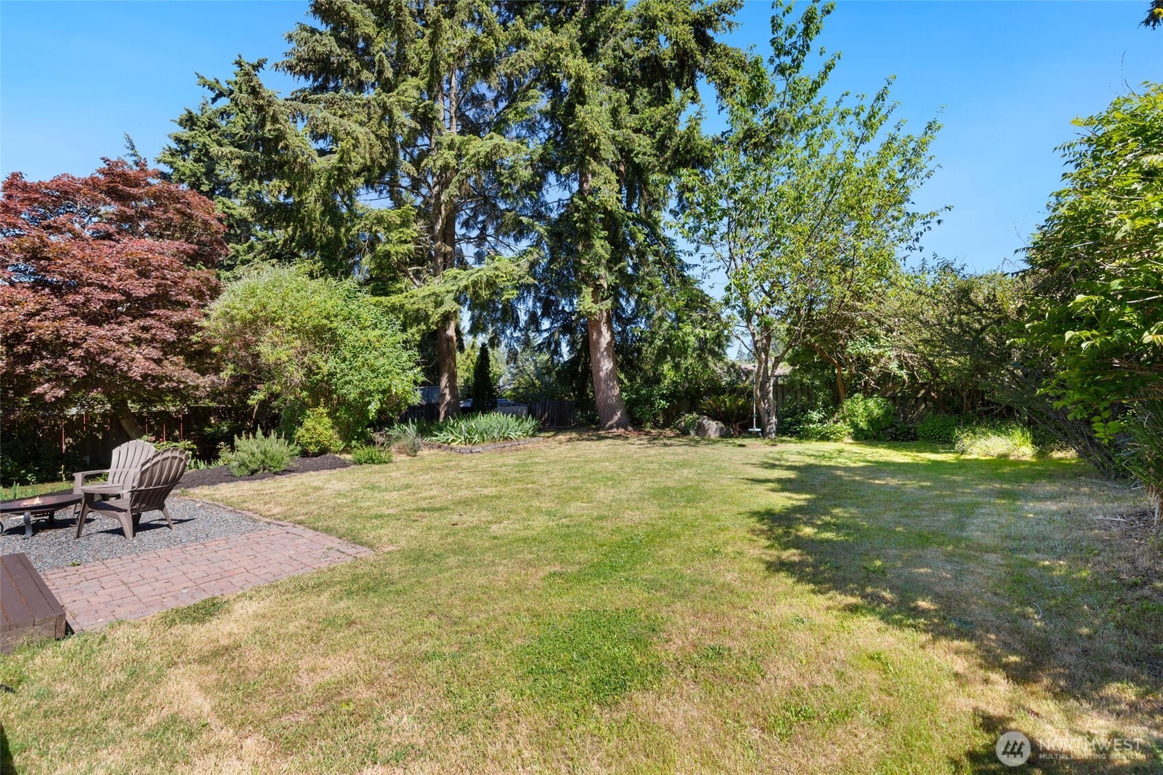 8707 Maple Lane Edmonds, WA 98026 - Photo 34 of 37