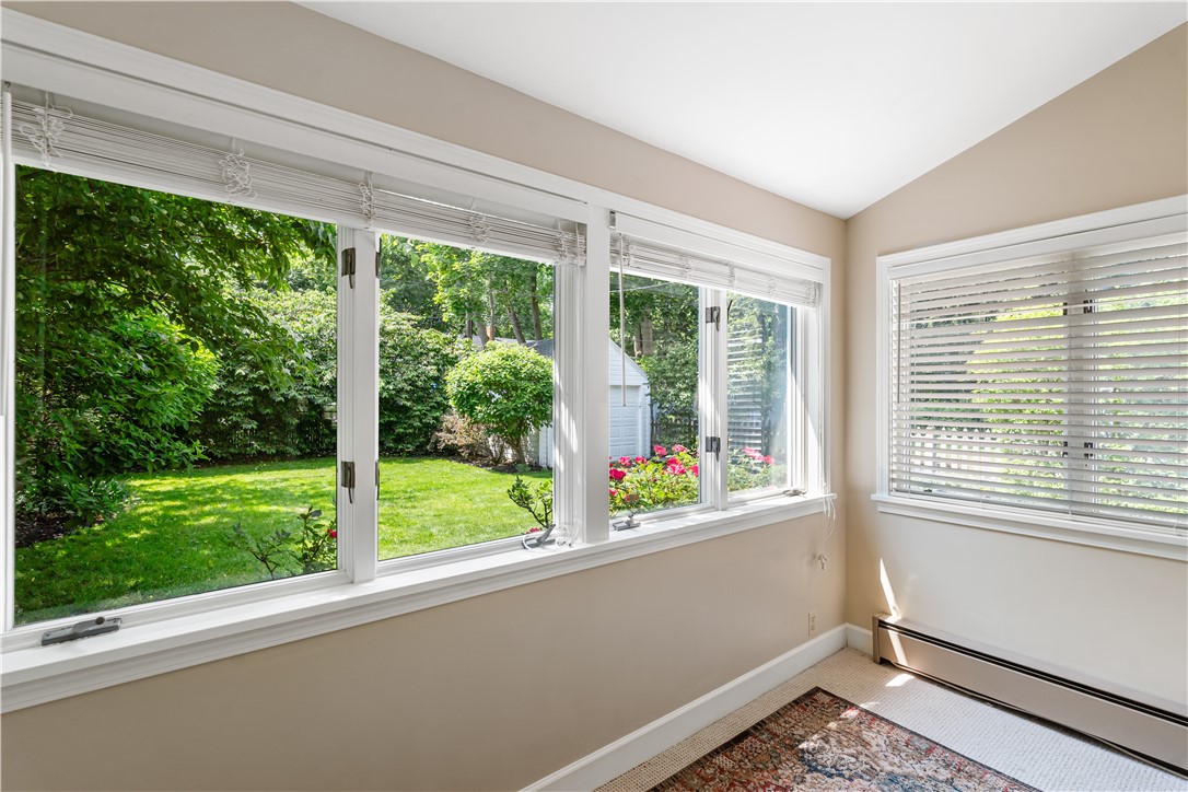 27 Covington Road Irondequoit, NY 14617 - Photo 29 of 43