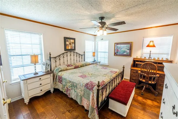 $619,900 | 4542 Fireman's Lane, Lone Oak, TX 75453