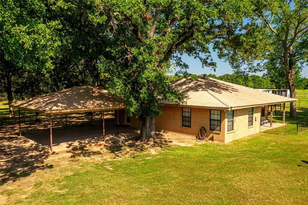 $619,900 | 4542 Fireman's Lane, Lone Oak, TX 75453
