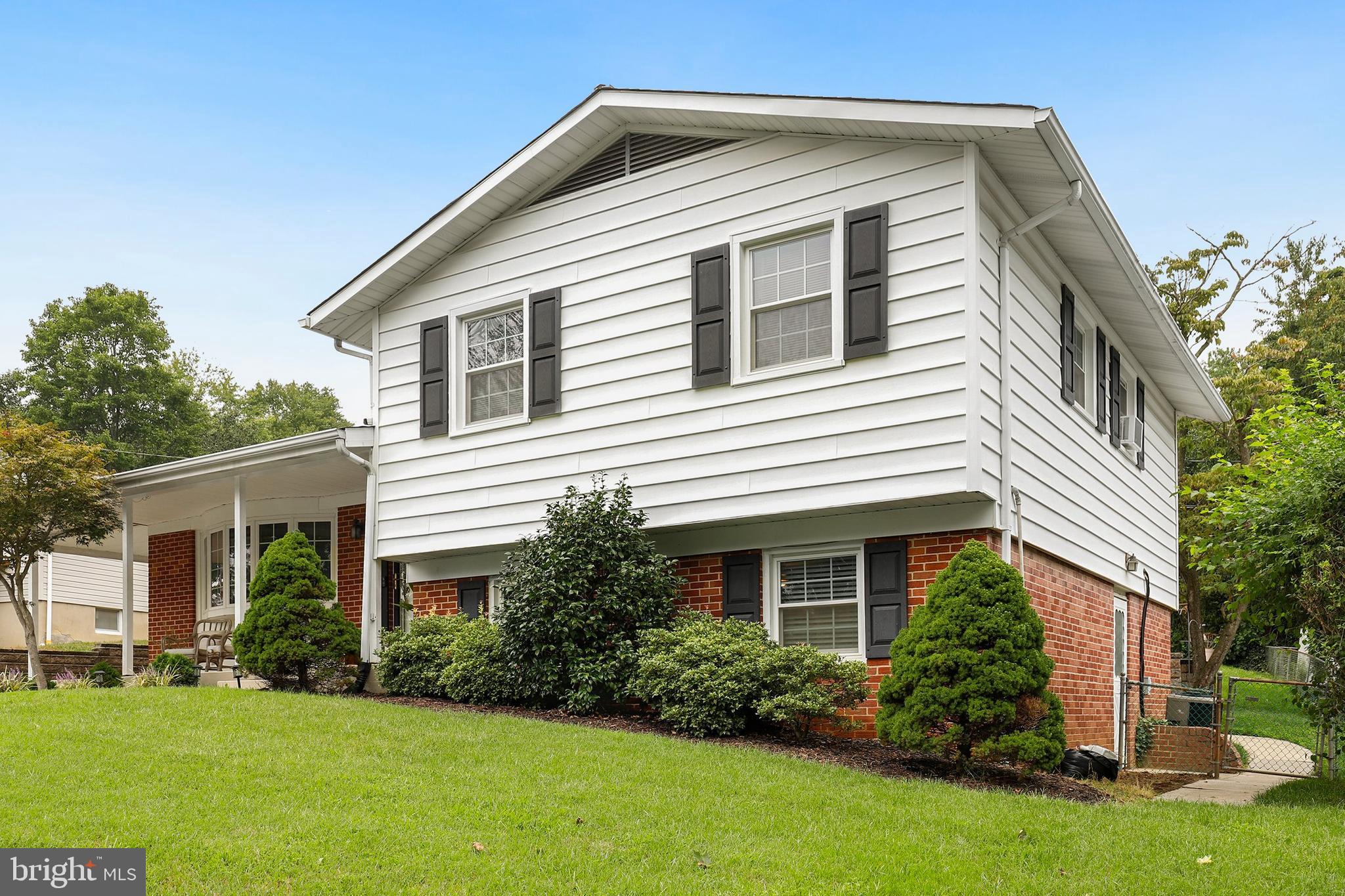 1204 Hillcrest Road Odenton, MD 21113 - Photo 3 of 38 Gallery Image 3