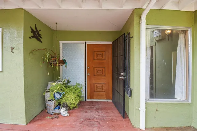 $598,000 | 6077 Skyline Boulevard, Oakland, CA 94611