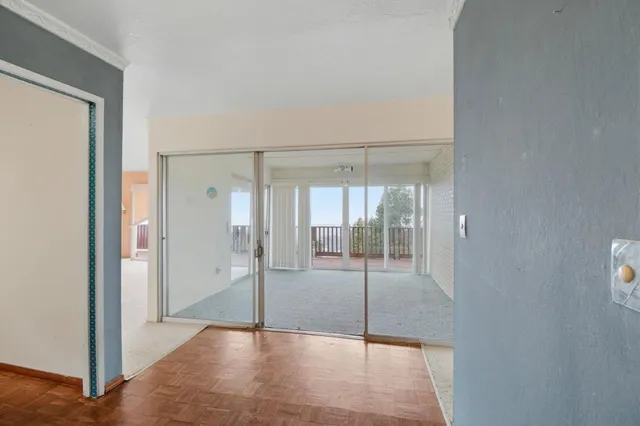 $598,000 | 6077 Skyline Boulevard, Oakland, CA 94611