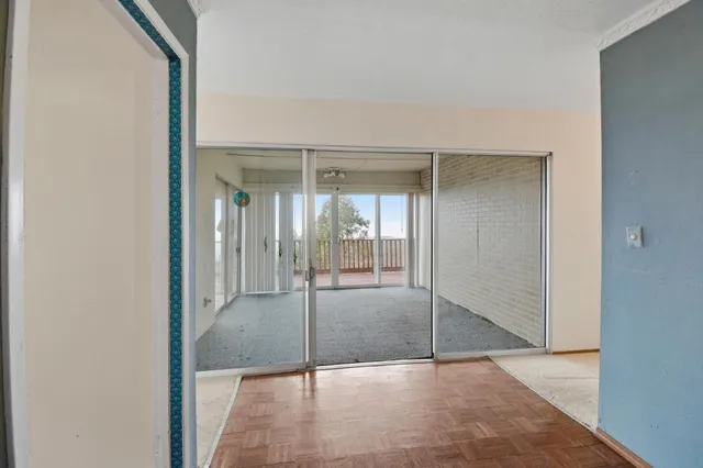 $598,000 | 6077 Skyline Boulevard, Oakland, CA 94611