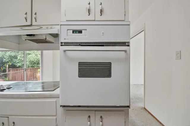 $598,000 | 6077 Skyline Boulevard, Oakland, CA 94611