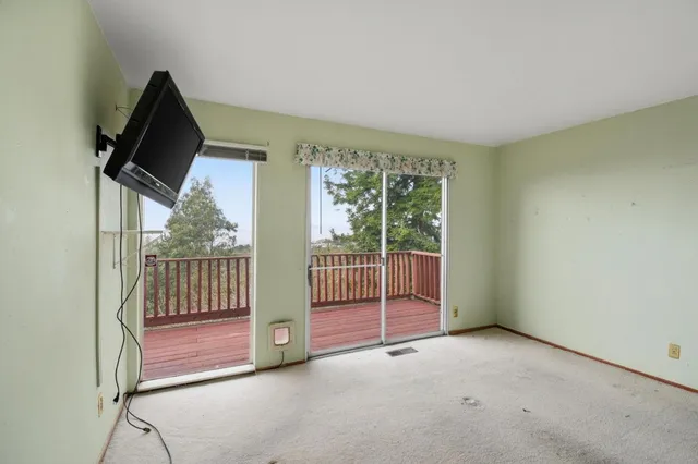 $598,000 | 6077 Skyline Boulevard, Oakland, CA 94611