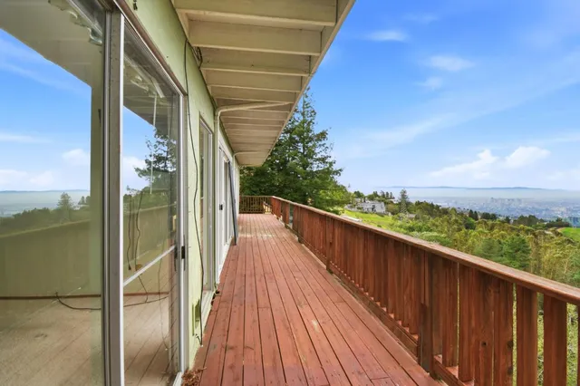 $598,000 | 6077 Skyline Boulevard, Oakland, CA 94611