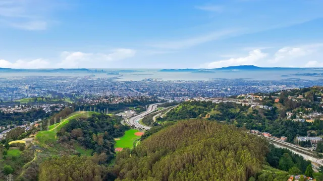 $598,000 | 6077 Skyline Boulevard, Oakland, CA 94611