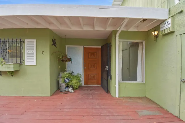 $598,000 | 6077 Skyline Boulevard, Oakland, CA 94611