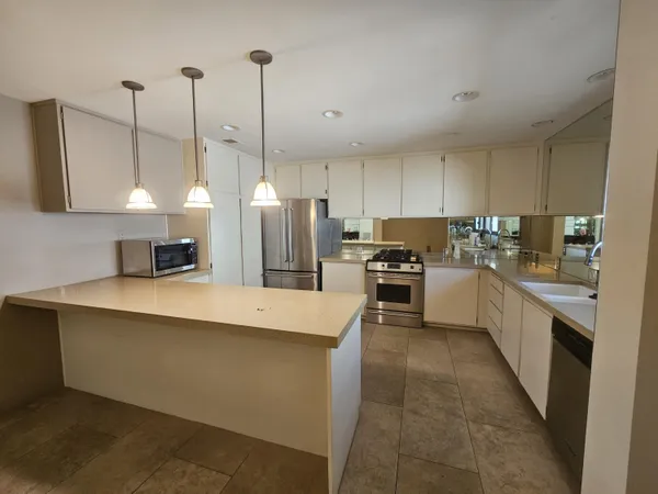 $3,800 | 3447 Andreas Hills Drive, Palm Springs, CA 92264