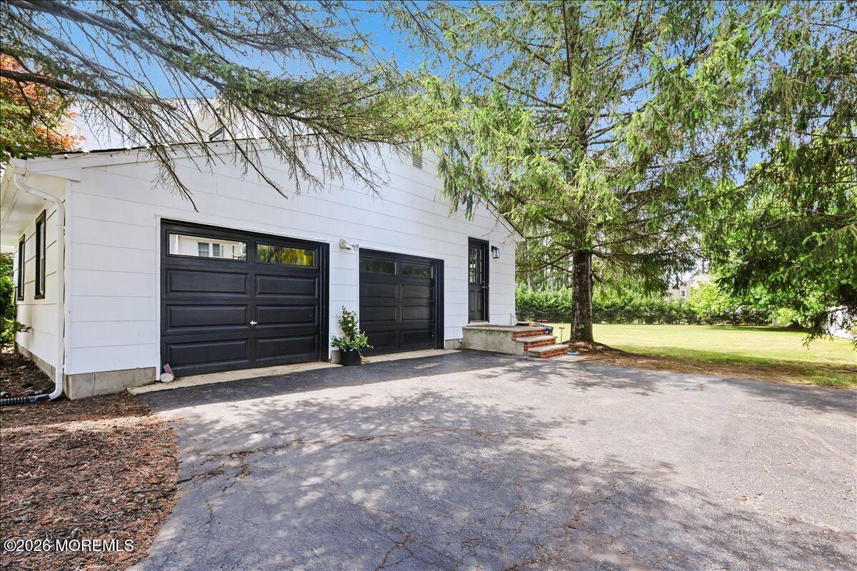 16 Newcastle Road Freehold, NJ 07728 - Photo 32 of 32 35-Driveway
