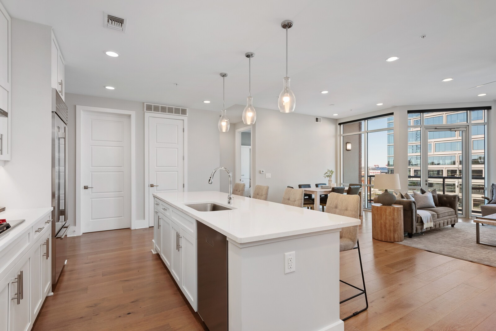 20 Rutledge Street, Unit 103 Nashville, TN 37210 - Photo 10 of 45 Gallery Image 10