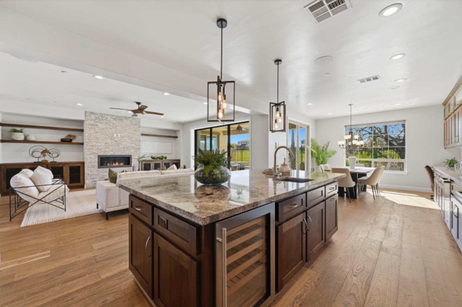 2714 Hidden Trail Loop Rocklin, CA 95765 - Photo 15 of 57