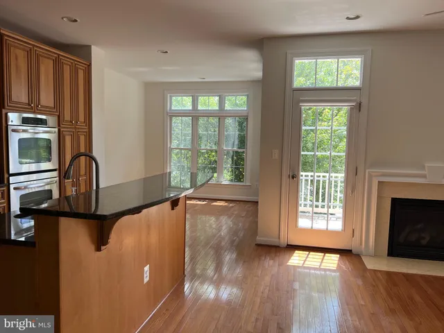 $3,900 | 11463 Galliec Street, Unit 35, Fairfax, VA 22030