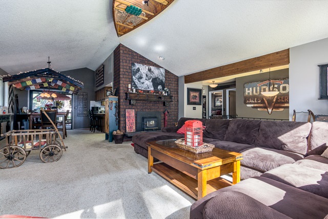 4611 East Lane Park Road Mead, WA 99021 - Photo 4 of 20