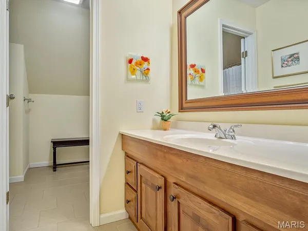 $750,000 | 20 Country Club View, Edwardsville, IL 62025