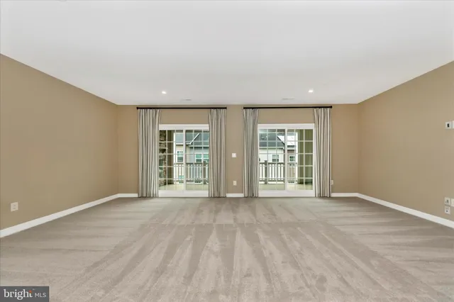 $499,000 | 10722 Presidential Parkway, Upper Marlboro, MD 20772