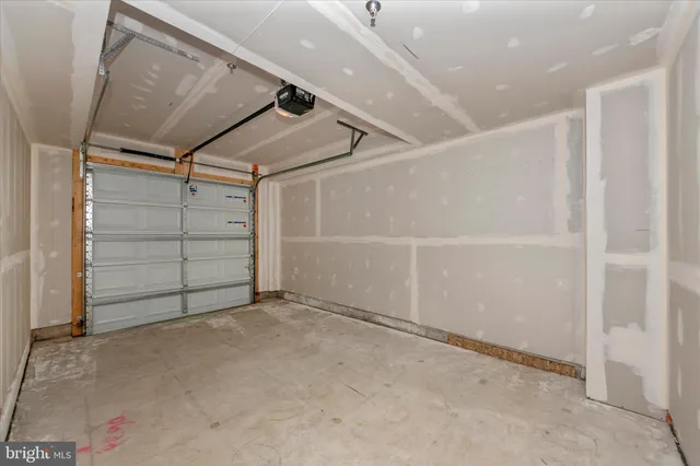 $499,000 | 10722 Presidential Parkway, Upper Marlboro, MD 20772