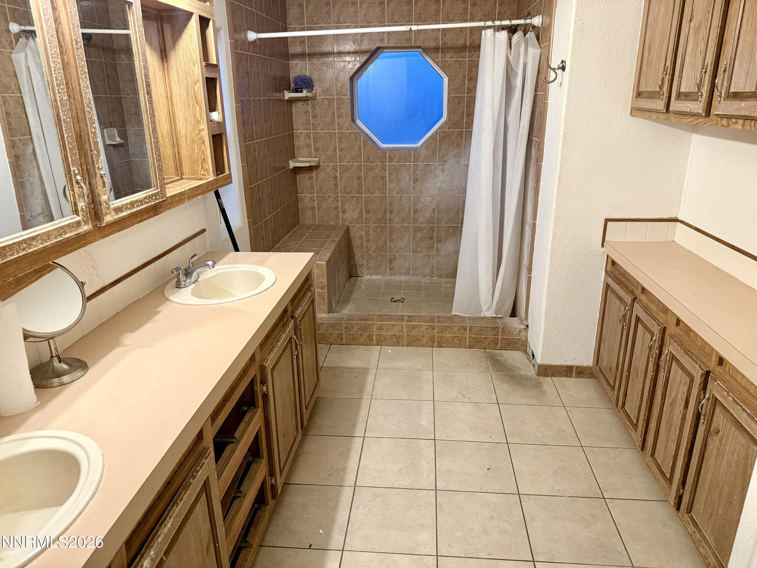 16380 Enargite Circle Reno, NV 89521 - Photo 22 of 27 bi