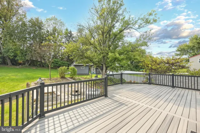 $339,900 | 2816 Glen Hollow Drive, York, PA 17406