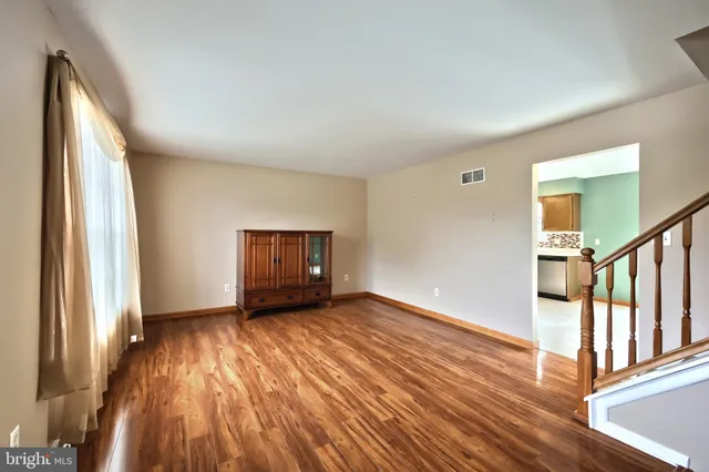 $339,900 | 2816 Glen Hollow Drive, York, PA 17406