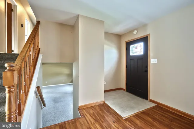 $339,900 | 2816 Glen Hollow Drive, York, PA 17406