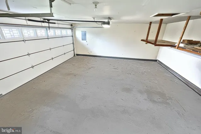 $339,900 | 2816 Glen Hollow Drive, York, PA 17406