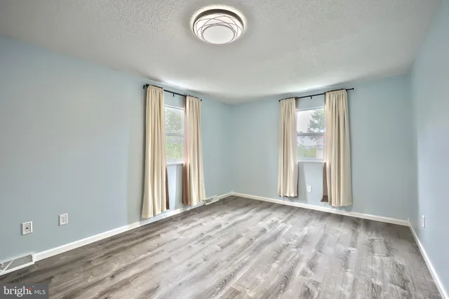 $339,900 | 2816 Glen Hollow Drive, York, PA 17406