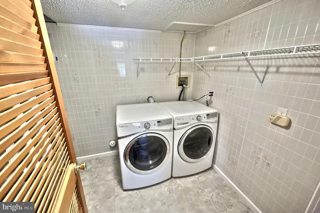 $339,900 | 2816 Glen Hollow Drive, York, PA 17406