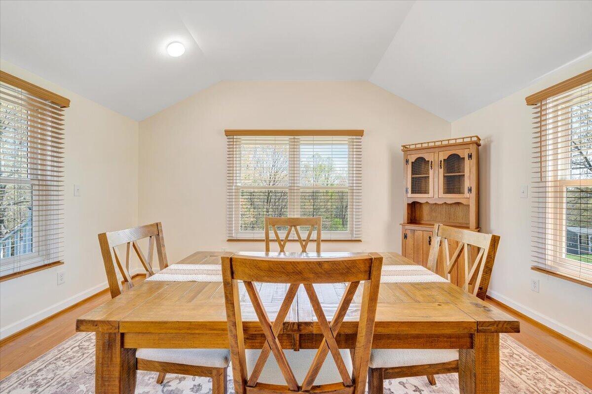 462 Gilford Road Wirtz, VA 24184 - Photo 17 of 53 Dining/Sun Room
