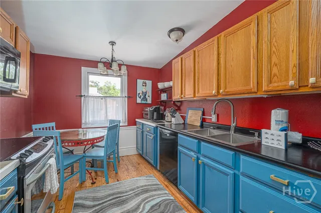 $1,500,000 | 540 East Taylor Street, Savannah, GA 31401