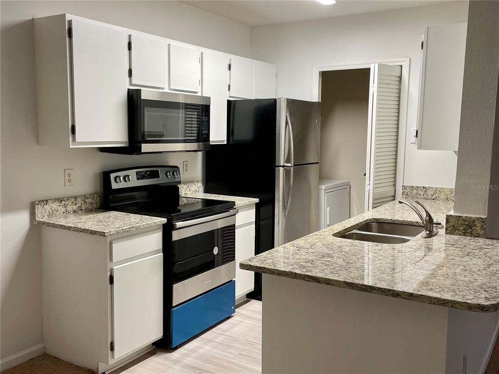 4356 South Kirkman Road, Unit 512 Orlando, FL 32811 - Photo 4 of 27 Gallery Image 4